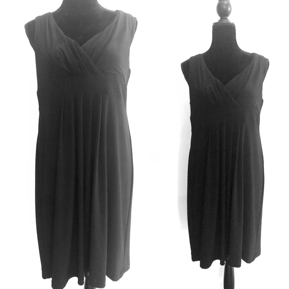 Ronni Nicole Black Dress